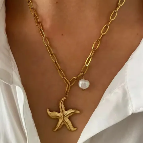 18K Gold Stainless Steel Starfish Pearl Pendant Necklace 
Elegant Necklace - Picture 6 of 8